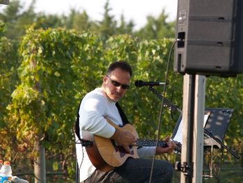 Rockin' the vines  Photo by Dan Meehan
