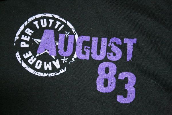 洋書　IN AUGUST COMPANY August 83 - Media