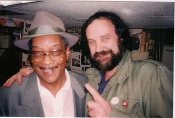 Talking about the good times:Hubert Sumlin and Bob Angell meet up in the band room in a Boston-area club in December 1999.
