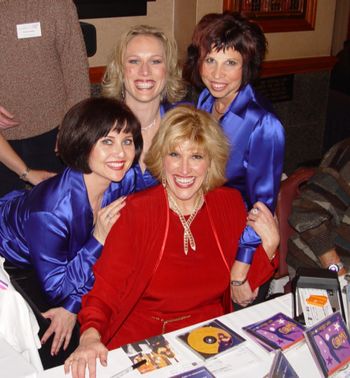 Quick hugs with "Da Goils" - Christine Shelton, Erin McGarvey, and Jackie Landrum
