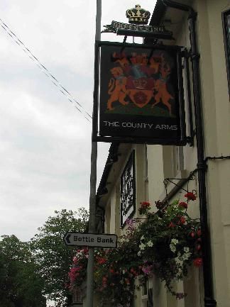 On Sunday August 5 we played the County Arms in Winchester.

