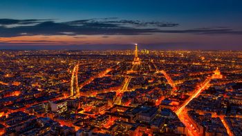 Paris by night
