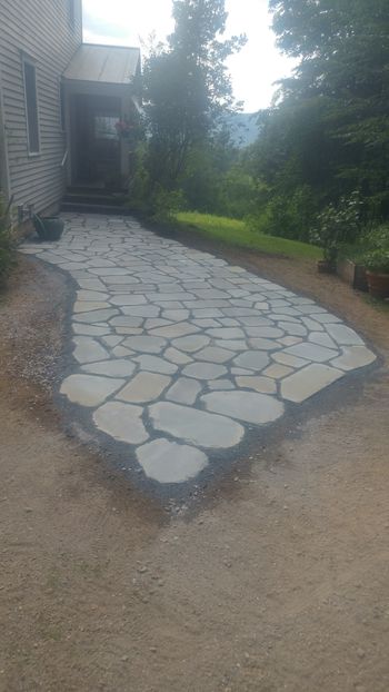 Tumbled bluestone entranceway
