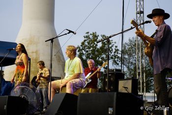 Woodyfest 2013, Okemah, OK - Don Conoscenti & Friends - Photo by Vicki Farmer
