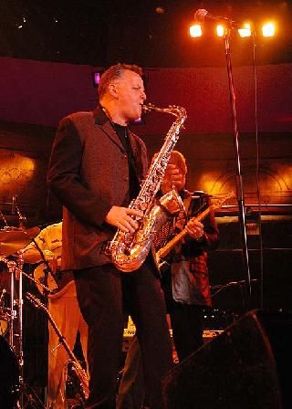 Deric at The Wolf Den
