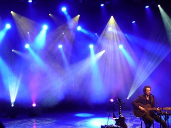 Live at The Limburg Theatre, Heerlen, The Netherlands (September 2019). Photo by Nicole Hahn.
