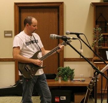Ray Miller at Kickback Coffee House, Feb. 2009
