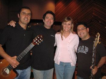 Recording session: guitarist Marco Tulio, percussionist Richie Gajate Garcia, singer Irene and bassist Nelson Rios.
