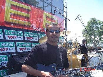 During soundcheck at a concert with pop singer Thalia in Los Angeles (2004)
