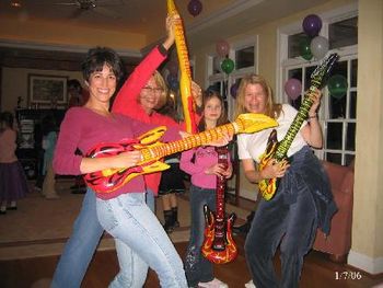 Suzi, Kate & Audrey Rock Out As Tay Watches In Disbelief
