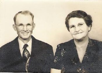 Rufus & Carrie Reynolds (PaPa & MaMa)
