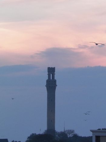 Brooding sky frames the Monument
