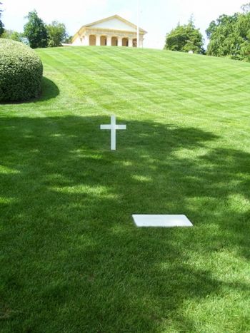 Edward M. Kennedy grave
