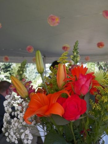 The flower arrangements (by family friend Ama) were stunning!
