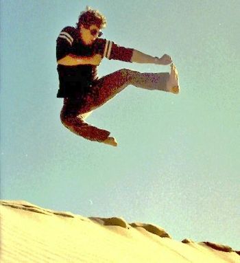 flying sand kick . mark campbell  in the 90's .
