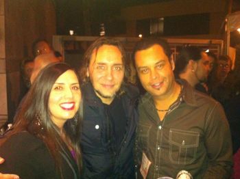 Mywife Melissa, the Maestro Vicente Amigo, and me Backstage
