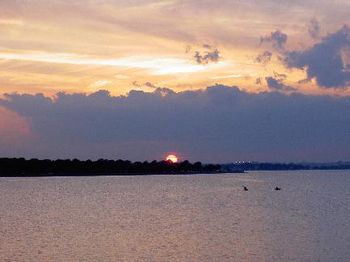 sunset kayaks
