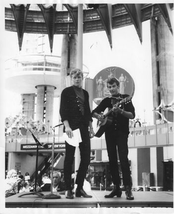 Wes Houston (r) at World's Fair 1964
