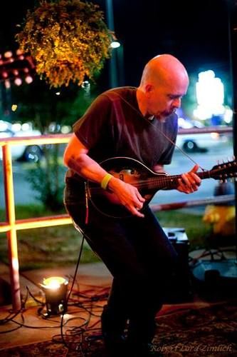 DeLuxe Trio at Mellow Mushroom, Mobile, AL. May 29, 2013. Photo by Robert Lord Zimlich.
