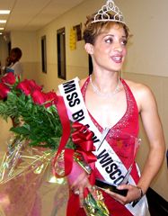 Miss Black Wisconsin 2006 - Toni Linn Martin.   In an effort to support the community in a mannor and fashion described in our misson statement Da'Soul and it's members (staff & artists) continue to b
