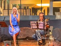 L & L JAZZ at One Gallery Hilo