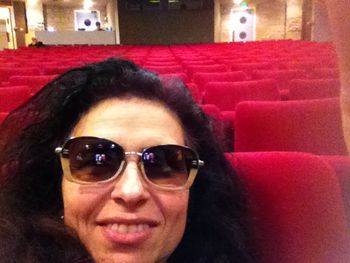 J'aime les fauteuilles rouges! Petit Kursaal Besançon, France Janvier 2014
