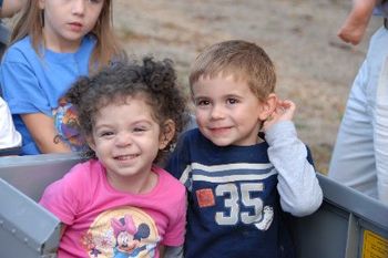 Eliot & Valentina on train ride (Oct. 2007)
