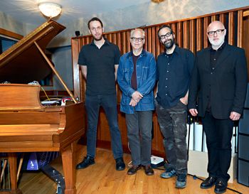 with Bill Frisell, Marc Urselli and Skulli Sverrisson
