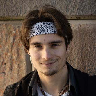 Jakub Fiřt (kytara, vokály)