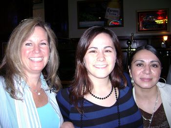 Denise, Krissy & Jade
JJ's
4/07
