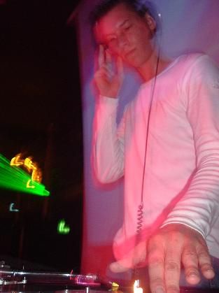 My bro Menno @ Heaven for his first L.A. club date
