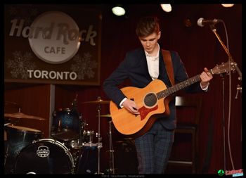 2015 The Hard Rock Cafe Toronto Richard Tichelman
