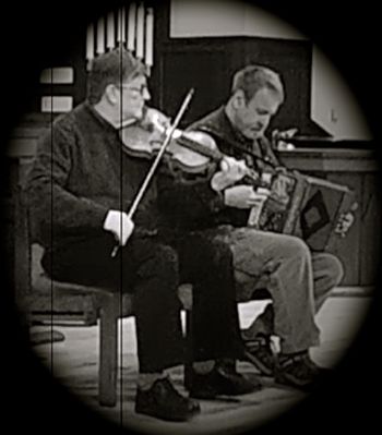 Playing a couple of jigs with Kevin Burke
