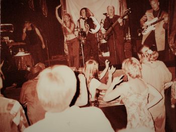 Blane Lyon and Suzanne Sterling performing with the band in Berkeley
