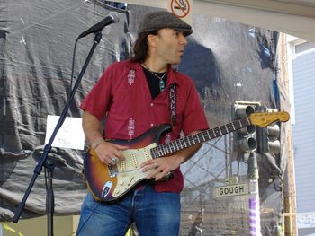 Heath De Fount-Haberlin live at the 32nd Annual Union Street Festival in San Francisco, California.
