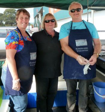 Sue, Marg & Graham...
