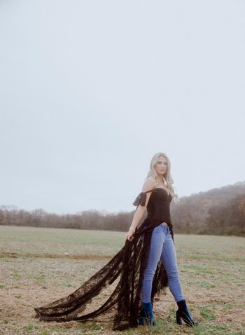Jenny Grace
