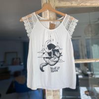 T-Shirt - Female Size S