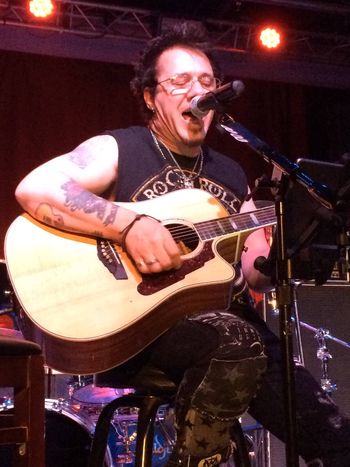 Acoustic Solo
