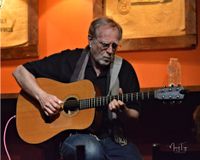 Larry Ahearn in Concert