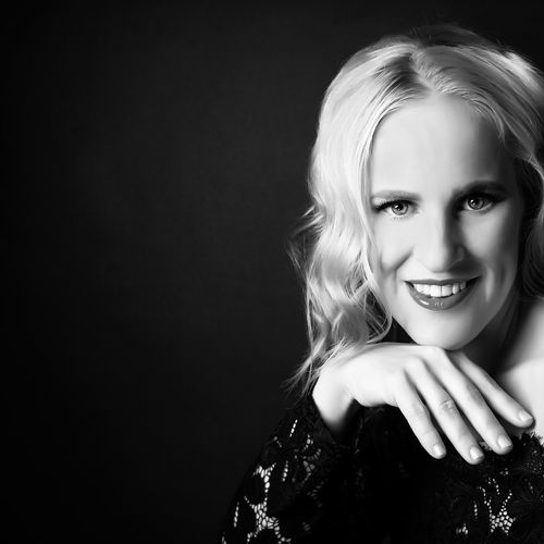 Barbara Ernst, Denver, Colorado Springs, Andrea Asali, Mistura Bela, Beautiful mixture, brazilian, samba, bossa nova, spanish jazz