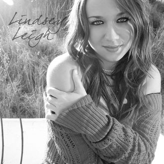 Lindsey Leigh - Singer/Piano/Steel Drummer/Actress has been performing for over 20 years. Her style is versatile and her fun loving personality wins audiences hearts every time.