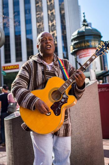 I got lucky and found a cable car crowd to perform for
