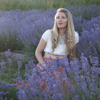 Gabrielle Louise - About