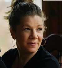 7:30p LIVESTREAM: Dar Williams