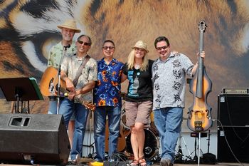 The Band - Gordon, Don, Ernie, Mary & Tony! "Rock Into the Wild"
