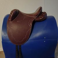 Peter Horobin Omeo 17"