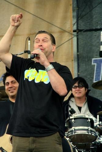 Philip with Stephen Baldwin at the "I Am Love 360" concert 2008
