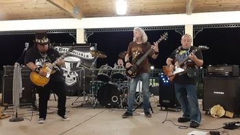 From our 10-28-2023 show in Green Cove Springs. Photo by local artist Lyneke.
