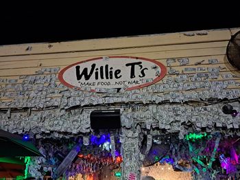 Willie T's - Key West, FL
